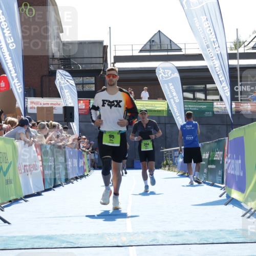 09.08.2026 - GEWOBA Citytriathlon Bremen Yannick Fuchs http://msf.ph/oto/9938439 09.08.2026 15:26:32 Ziel 95, 389, 394, 409 meine-sportfotos.de