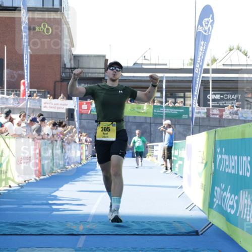 09.08.2026 - GEWOBA Citytriathlon Bremen Yannick Fuchs http://msf.ph/oto/9938494 09.08.2026 11:42:46 Ziel 305, 504 meine-sportfotos.de