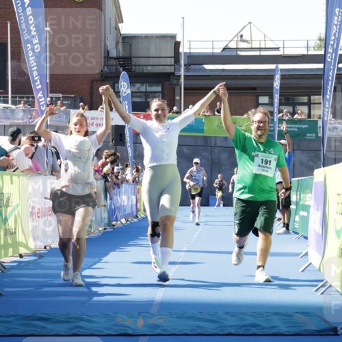 09.08.2026 - GEWOBA Citytriathlon Bremen Yannick Fuchs http://msf.ph/oto/9938508 09.08.2026 11:42:52 Ziel  meine-sportfotos.de