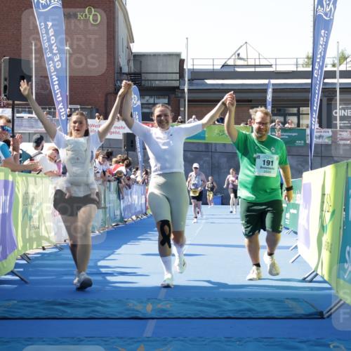 09.08.2026 - GEWOBA Citytriathlon Bremen Yannick Fuchs http://msf.ph/oto/9938515 09.08.2026 11:42:52 Ziel  meine-sportfotos.de