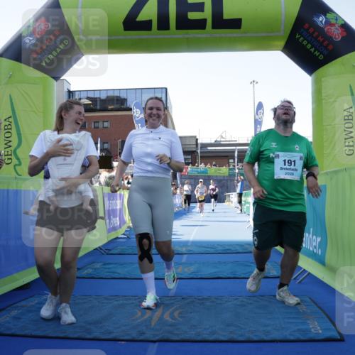 09.08.2026 - GEWOBA Citytriathlon Bremen Yannick Fuchs http://msf.ph/oto/9938534 09.08.2026 11:42:55 Ziel 67, 509 meine-sportfotos.de