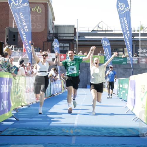 09.08.2026 - GEWOBA Citytriathlon Bremen Yannick Fuchs http://msf.ph/oto/9938732 09.08.2026 11:44:12 Ziel 203 meine-sportfotos.de