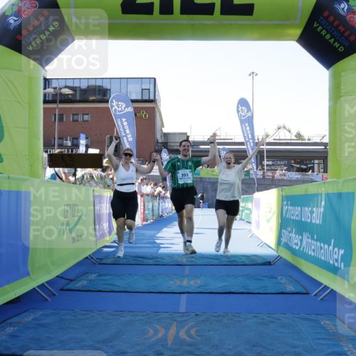 09.08.2026 - GEWOBA Citytriathlon Bremen Yannick Fuchs http://msf.ph/oto/9938739 09.08.2026 11:44:13 Ziel 203 meine-sportfotos.de
