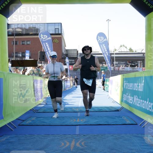 09.08.2026 - GEWOBA Citytriathlon Bremen Yannick Fuchs http://msf.ph/oto/9938779 09.08.2026 11:44:27 Ziel 49, 197 meine-sportfotos.de