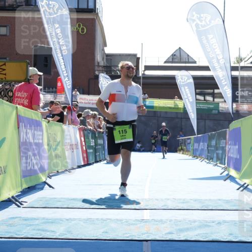 09.08.2026 - GEWOBA Citytriathlon Bremen Yannick Fuchs http://msf.ph/oto/9938783 09.08.2026 15:28:58 Ziel 115, 152, 472 meine-sportfotos.de