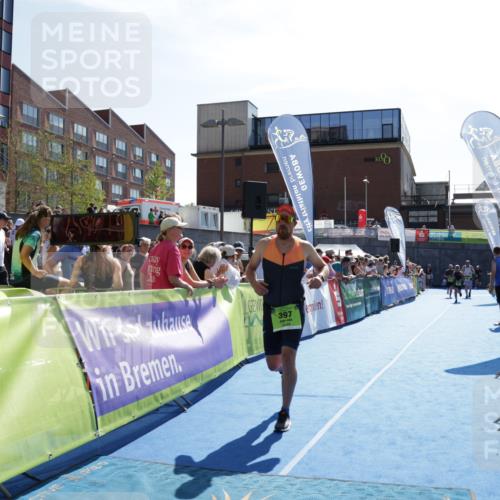 09.08.2026 - GEWOBA Citytriathlon Bremen Yannick Fuchs http://msf.ph/oto/9938871 09.08.2026 15:29:44 Ziel 397 meine-sportfotos.de