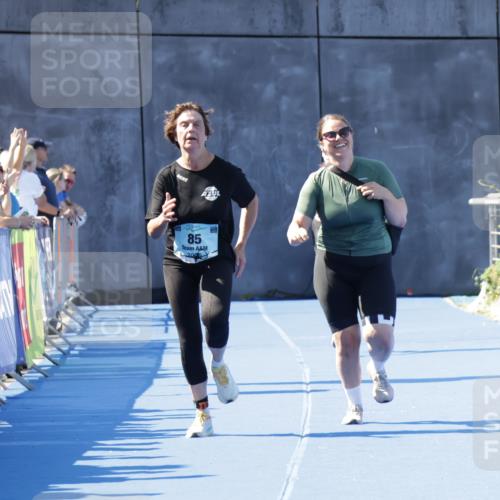 09.08.2026 - GEWOBA Citytriathlon Bremen Yannick Fuchs http://msf.ph/oto/9938881 09.08.2026 11:45:25 Ziel 85 meine-sportfotos.de