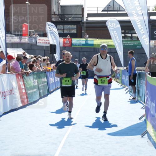 09.08.2026 - GEWOBA Citytriathlon Bremen Yannick Fuchs http://msf.ph/oto/9938901 09.08.2026 15:29:53 Ziel 90, 111, 418, 519 meine-sportfotos.de