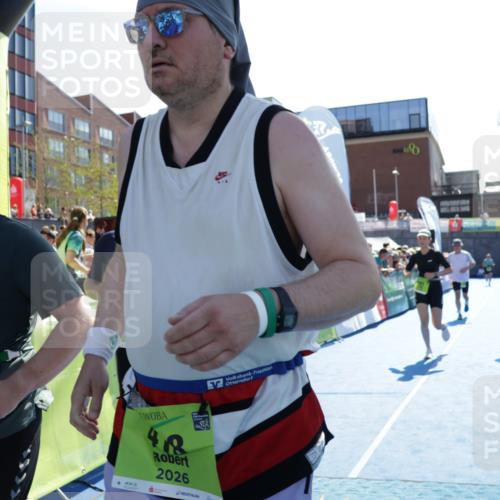 09.08.2026 - GEWOBA Citytriathlon Bremen Yannick Fuchs http://msf.ph/oto/9938923 09.08.2026 15:29:57 Ziel 90, 111, 191, 418, 442 meine-sportfotos.de