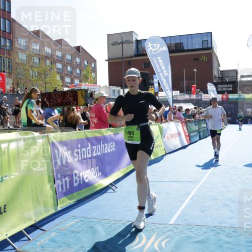 09.08.2026 - GEWOBA Citytriathlon Bremen Yannick Fuchs http://msf.ph/oto/9938928 09.08.2026 15:29:58 Ziel 90, 111, 191, 418, 442 meine-sportfotos.de