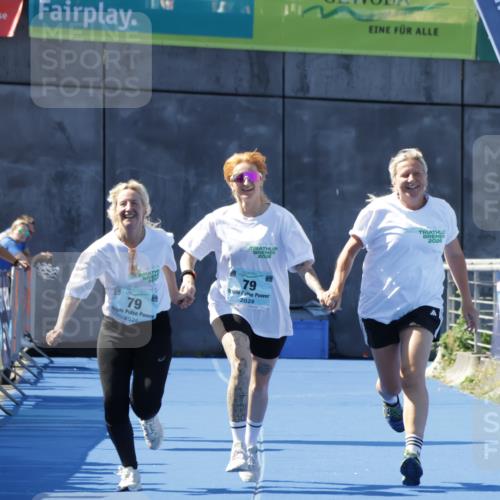 09.08.2026 - GEWOBA Citytriathlon Bremen Yannick Fuchs http://msf.ph/oto/9938950 09.08.2026 11:45:44 Ziel  meine-sportfotos.de