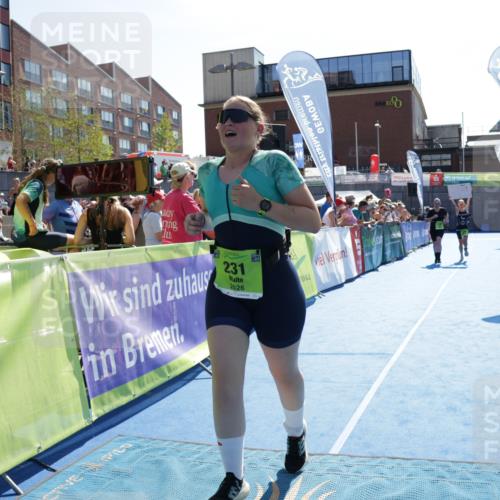09.08.2026 - GEWOBA Citytriathlon Bremen Yannick Fuchs http://msf.ph/oto/9938969 09.08.2026 15:30:07 Ziel 231, 326, 330 meine-sportfotos.de