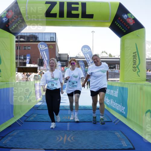09.08.2026 - GEWOBA Citytriathlon Bremen Yannick Fuchs http://msf.ph/oto/9938985 09.08.2026 11:45:50 Ziel 79 meine-sportfotos.de