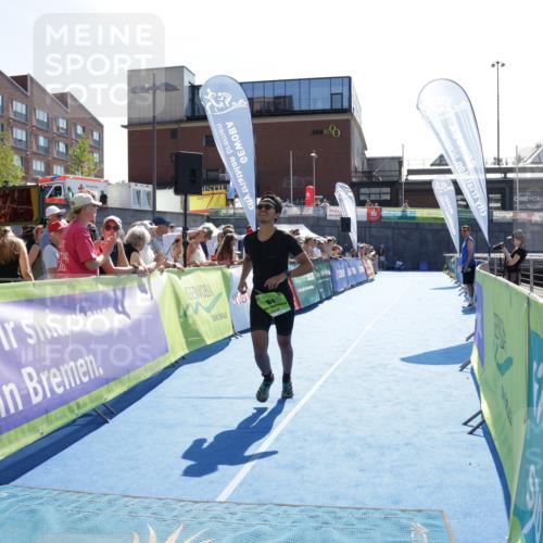 09.08.2026 - GEWOBA Citytriathlon Bremen Yannick Fuchs http://msf.ph/oto/9939010 09.08.2026 15:30:18 Ziel 61 meine-sportfotos.de