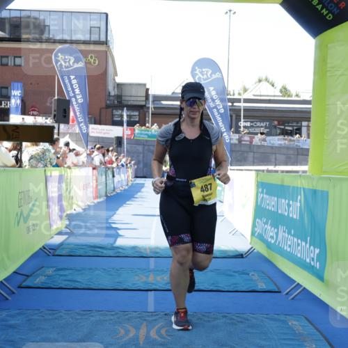 09.08.2026 - GEWOBA Citytriathlon Bremen Yannick Fuchs http://msf.ph/oto/9939018 09.08.2026 11:46:13 Ziel 415, 487 meine-sportfotos.de
