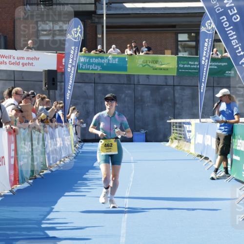 09.08.2026 - GEWOBA Citytriathlon Bremen Yannick Fuchs http://msf.ph/oto/9939035 09.08.2026 11:47:00 Ziel 462 meine-sportfotos.de