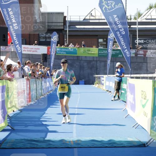09.08.2026 - GEWOBA Citytriathlon Bremen Yannick Fuchs http://msf.ph/oto/9939040 09.08.2026 11:47:01 Ziel 462 meine-sportfotos.de