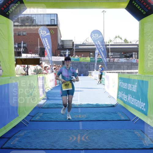 09.08.2026 - GEWOBA Citytriathlon Bremen Yannick Fuchs http://msf.ph/oto/9939046 09.08.2026 11:47:03 Ziel 462 meine-sportfotos.de
