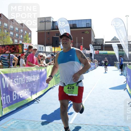 09.08.2026 - GEWOBA Citytriathlon Bremen Yannick Fuchs http://msf.ph/oto/9939050 09.08.2026 15:30:37 Ziel 138, 428 meine-sportfotos.de
