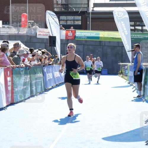 09.08.2026 - GEWOBA Citytriathlon Bremen Yannick Fuchs http://msf.ph/oto/9939057 09.08.2026 15:30:40 Ziel 138, 210, 414, 428 meine-sportfotos.de