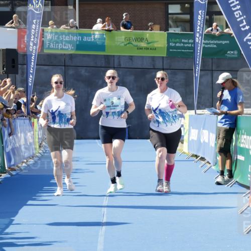 09.08.2026 - GEWOBA Citytriathlon Bremen Yannick Fuchs http://msf.ph/oto/9939066 09.08.2026 11:47:16 Ziel 9 meine-sportfotos.de