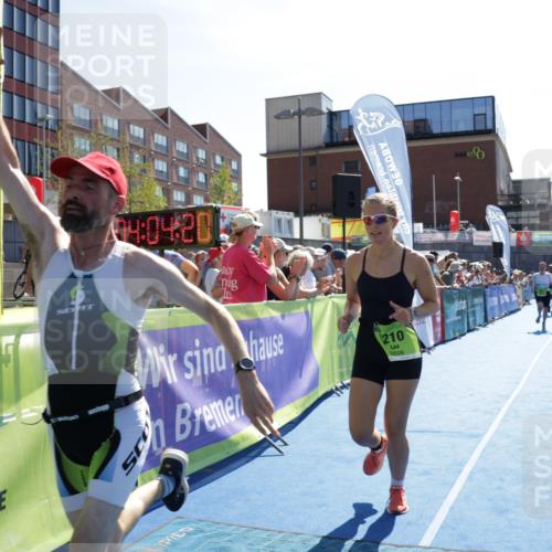 09.08.2026 - GEWOBA Citytriathlon Bremen Yannick Fuchs http://msf.ph/oto/9939069 09.08.2026 15:30:43 Ziel 138, 197, 204, 210, 414 meine-sportfotos.de