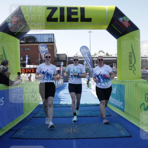 09.08.2026 - GEWOBA Citytriathlon Bremen Yannick Fuchs http://msf.ph/oto/9939084 09.08.2026 11:47:21 Ziel 9 meine-sportfotos.de