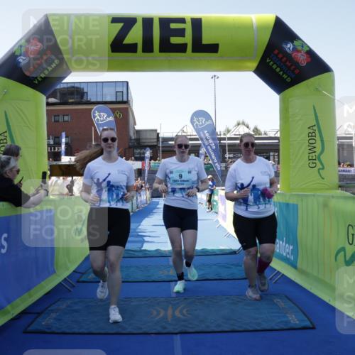 09.08.2026 - GEWOBA Citytriathlon Bremen Yannick Fuchs http://msf.ph/oto/9939086 09.08.2026 11:47:21 Ziel 9 meine-sportfotos.de