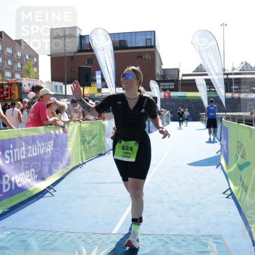 09.08.2026 - GEWOBA Citytriathlon Bremen Yannick Fuchs http://msf.ph/oto/9939122 09.08.2026 15:30:57 Ziel 224, 292 meine-sportfotos.de