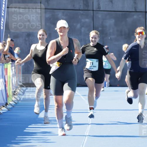 09.08.2026 - GEWOBA Citytriathlon Bremen Yannick Fuchs http://msf.ph/oto/9939128 09.08.2026 11:47:43 Ziel 71, 469 meine-sportfotos.de