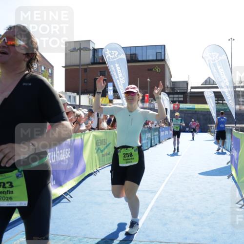 09.08.2026 - GEWOBA Citytriathlon Bremen Yannick Fuchs http://msf.ph/oto/9939158 09.08.2026 15:31:05 Ziel 258, 423, 460, 488 meine-sportfotos.de