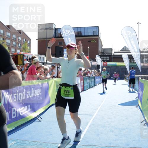 09.08.2026 - GEWOBA Citytriathlon Bremen Yannick Fuchs http://msf.ph/oto/9939160 09.08.2026 15:31:05 Ziel 258, 423, 460, 488 meine-sportfotos.de