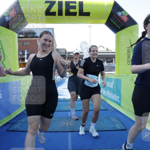 09.08.2026 - GEWOBA Citytriathlon Bremen Yannick Fuchs http://msf.ph/oto/9939165 09.08.2026 11:47:48 Ziel 71, 469 meine-sportfotos.de