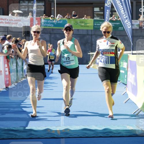 09.08.2026 - GEWOBA Citytriathlon Bremen Yannick Fuchs http://msf.ph/oto/9939188 09.08.2026 11:47:54 Ziel 73 meine-sportfotos.de