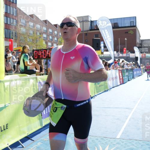 09.08.2026 - GEWOBA Citytriathlon Bremen Yannick Fuchs http://msf.ph/oto/9939196 09.08.2026 15:31:12 Ziel 430, 460 meine-sportfotos.de