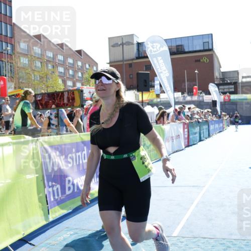 09.08.2026 - GEWOBA Citytriathlon Bremen Yannick Fuchs http://msf.ph/oto/9939227 09.08.2026 15:31:23 Ziel 142, 199, 281, 340 meine-sportfotos.de