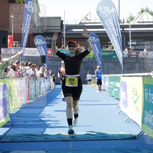 09.08.2026 - GEWOBA Citytriathlon Bremen Yannick Fuchs http://msf.ph/oto/9939247 09.08.2026 11:48:10 Ziel 459 meine-sportfotos.de