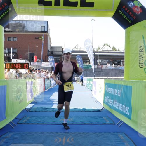 09.08.2026 - GEWOBA Citytriathlon Bremen Yannick Fuchs http://msf.ph/oto/9939277 09.08.2026 11:48:14 Ziel 459 meine-sportfotos.de