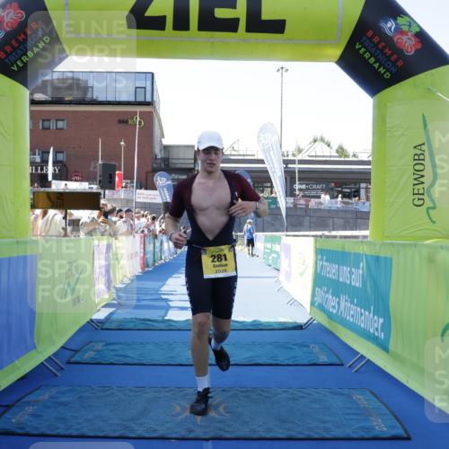 09.08.2026 - GEWOBA Citytriathlon Bremen Yannick Fuchs http://msf.ph/oto/9939282 09.08.2026 11:48:15 Ziel 459 meine-sportfotos.de