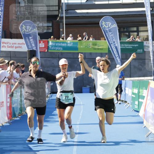 09.08.2026 - GEWOBA Citytriathlon Bremen Yannick Fuchs http://msf.ph/oto/9939307 09.08.2026 11:48:25 Ziel 77, 412 meine-sportfotos.de