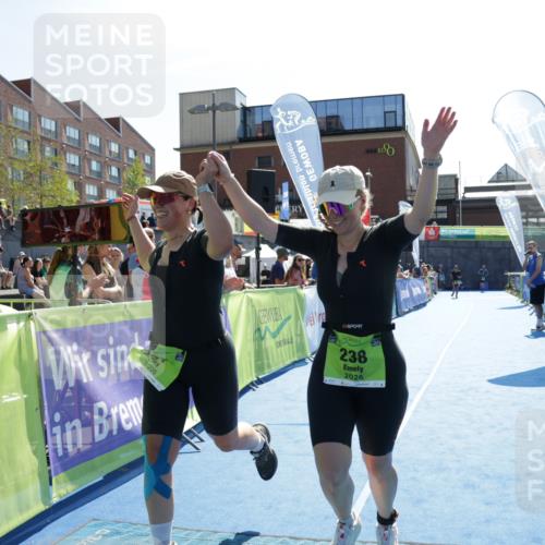 09.08.2026 - GEWOBA Citytriathlon Bremen Yannick Fuchs http://msf.ph/oto/9939314 09.08.2026 15:31:49 Ziel 237, 238 meine-sportfotos.de