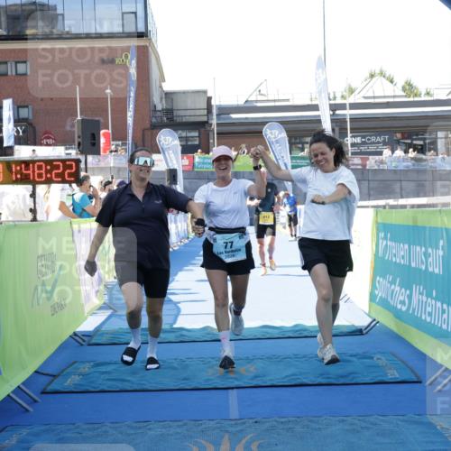 09.08.2026 - GEWOBA Citytriathlon Bremen Yannick Fuchs http://msf.ph/oto/9939320 09.08.2026 11:48:27 Ziel 77, 412 meine-sportfotos.de