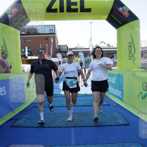 09.08.2026 - GEWOBA Citytriathlon Bremen Yannick Fuchs http://msf.ph/oto/9939331 09.08.2026 11:48:27 Ziel 77, 412 meine-sportfotos.de