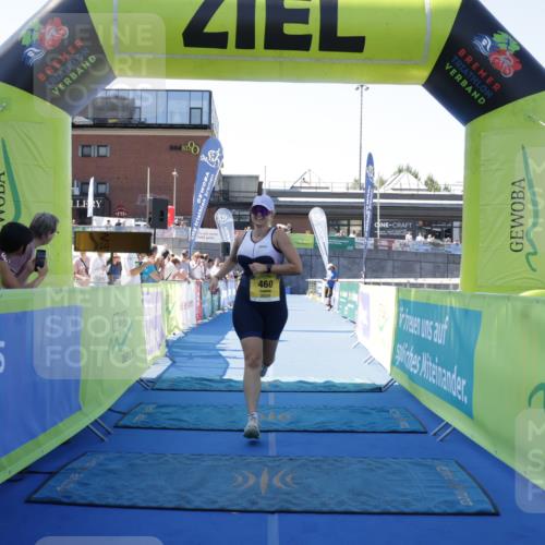 09.08.2026 - GEWOBA Citytriathlon Bremen Yannick Fuchs http://msf.ph/oto/9939384 09.08.2026 11:48:48 Ziel 460 meine-sportfotos.de