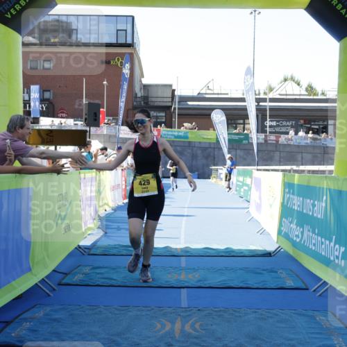 09.08.2026 - GEWOBA Citytriathlon Bremen Yannick Fuchs http://msf.ph/oto/9939423 09.08.2026 11:48:59 Ziel 429, 499 meine-sportfotos.de