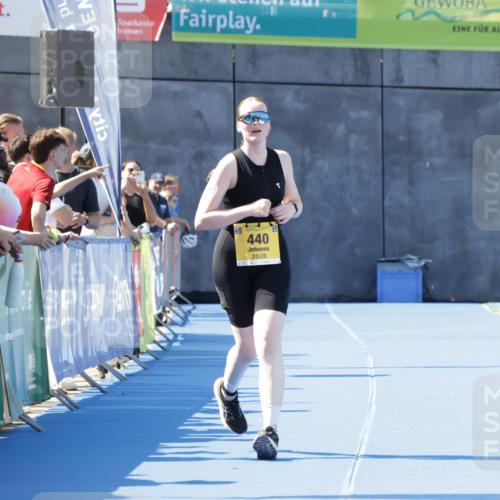 09.08.2026 - GEWOBA Citytriathlon Bremen Yannick Fuchs http://msf.ph/oto/9939442 09.08.2026 11:49:02 Ziel 429, 440 meine-sportfotos.de