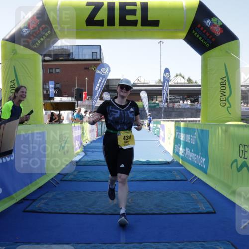 09.08.2026 - GEWOBA Citytriathlon Bremen Yannick Fuchs http://msf.ph/oto/9939488 09.08.2026 11:49:49 Ziel 434 meine-sportfotos.de