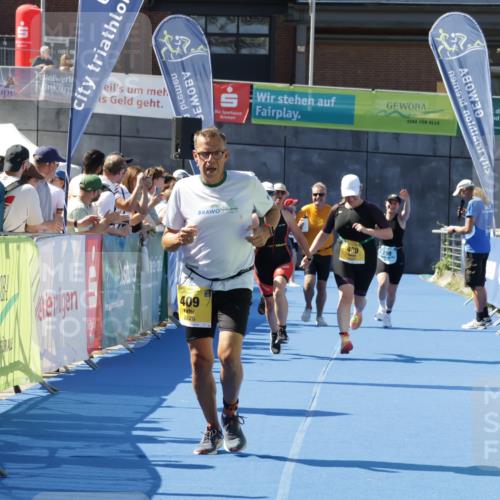 09.08.2026 - GEWOBA Citytriathlon Bremen Yannick Fuchs http://msf.ph/oto/9939502 09.08.2026 11:50:37 Ziel 199, 409, 480, 531 meine-sportfotos.de