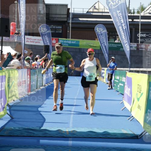 09.08.2026 - GEWOBA Citytriathlon Bremen Yannick Fuchs http://msf.ph/oto/9939582 09.08.2026 11:51:00 Ziel 165 meine-sportfotos.de