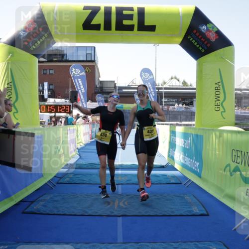 09.08.2026 - GEWOBA Citytriathlon Bremen Yannick Fuchs http://msf.ph/oto/9939655 09.08.2026 11:51:28 Ziel 424, 425, 435 meine-sportfotos.de